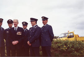 Photo: RCAF Current Servicemen with Veteran