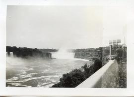 Photo: Niagra Falls