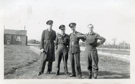 Photo: RCAF Servicemen