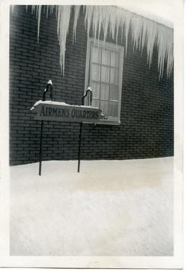 Photo: Airmen's Quarters