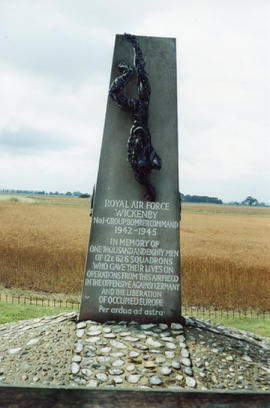 Photo: Commemorative Statue for No 1 Group Bomber Command